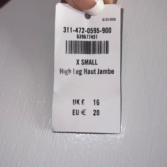 Hollister High Leg Super Cheeky Bikini Bottom 👙 - Picture 5 of 5